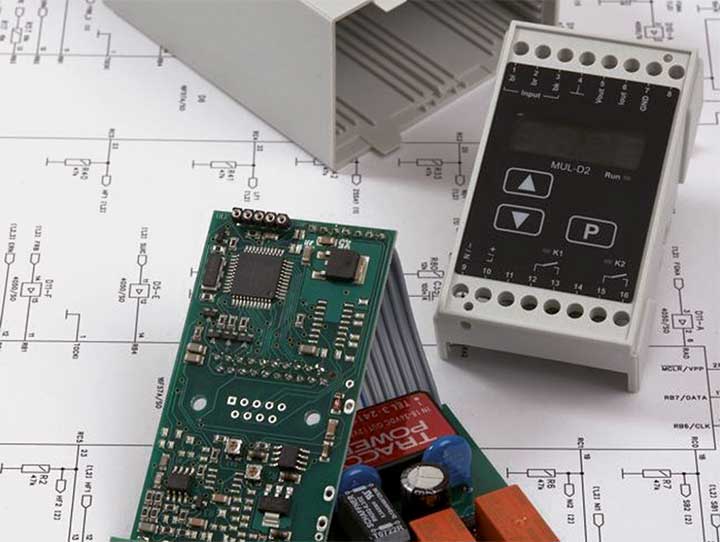 Kundenspezifische Elektronik – Entwicklung und Fertigung von Steuerungen