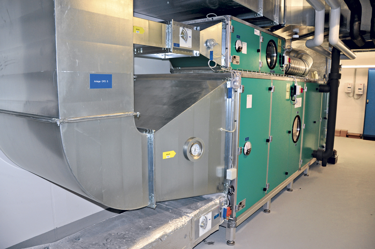 Wassermelder WD110 direkt am Gebäudeleitsystem – Leckageüberwachung einer Monoblock-Lüftung